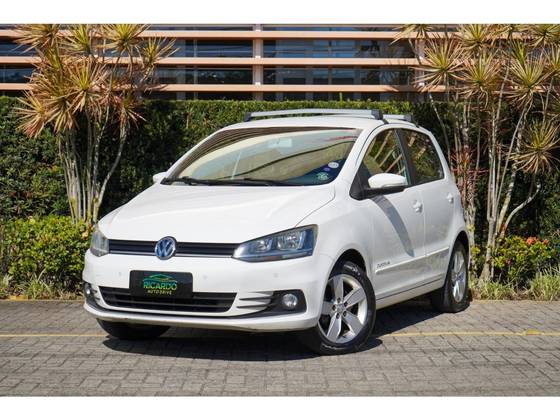 VOLKSWAGEN FOX 1.0 MPI COMFORTLINE 12V FLEX 4P MANUAL